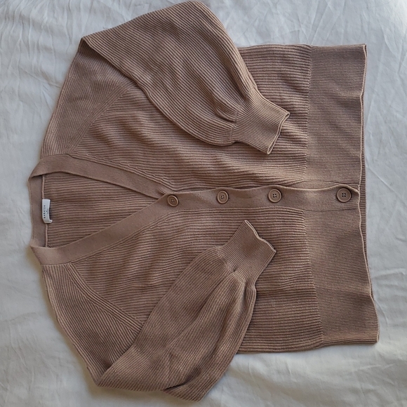 Aritzia Sweaters - Babaton Bespoke Cardigan